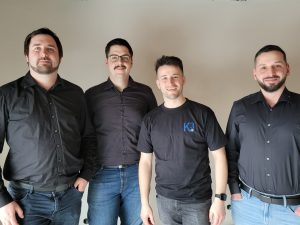 Die drei Geschäftsführer der KONZEPT3 IT GmbH mit dem Bürgermeister von Driedorf, Simon Rumpf.